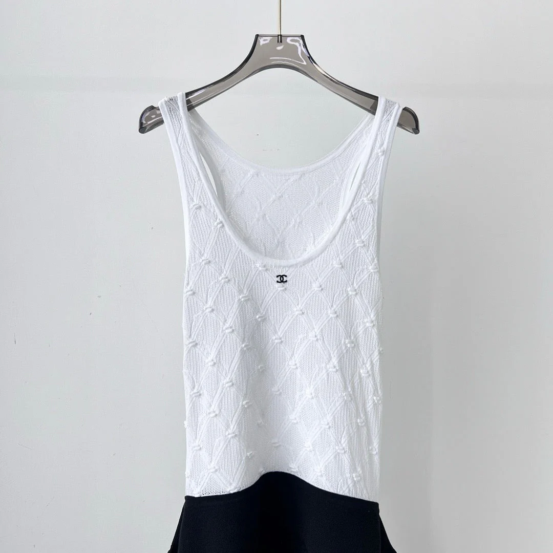 Contrast color vest dress - Ultra-Collectible