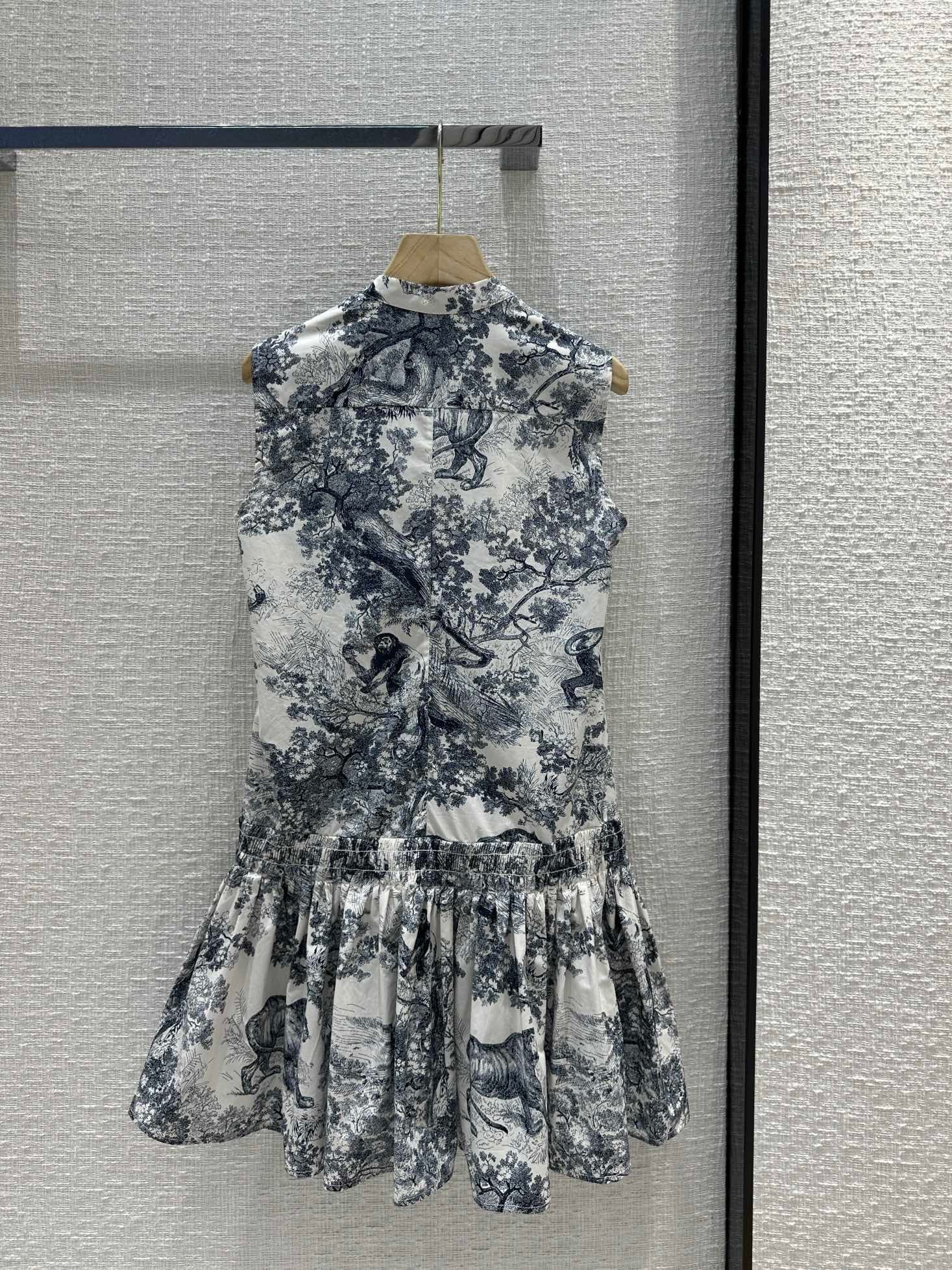 vacation sleeveless dress - Ultra-Collectible