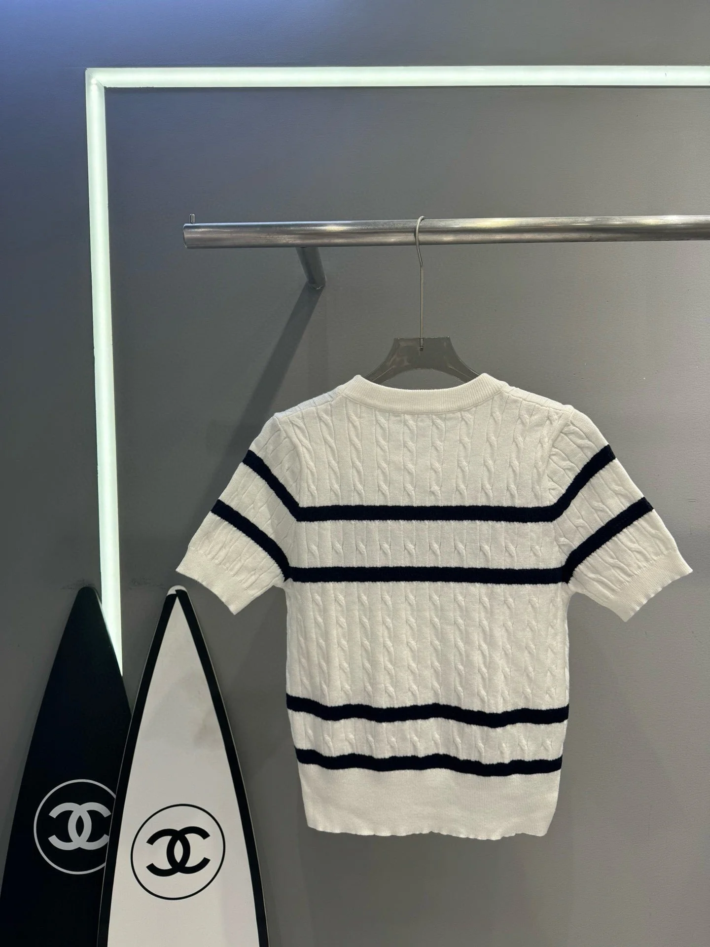 Letter jacquard striped twisted round neck knitted short sleeves - Ultra-Collectible