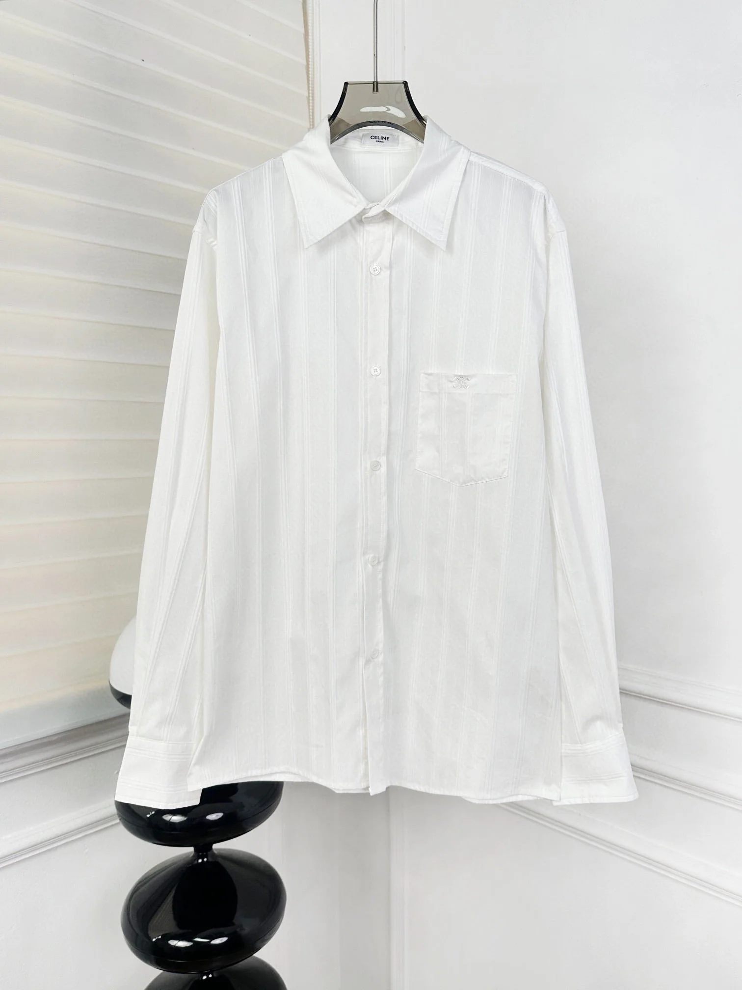 Cotton and linen shirt with chest embroidery - Ultra-Collectible