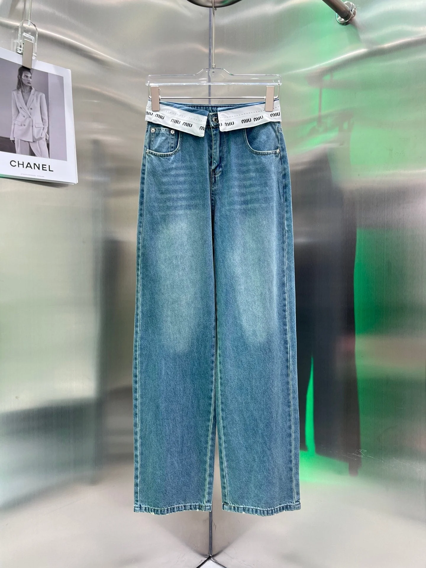 Jeans with logo on waist - Ultra-Collectible