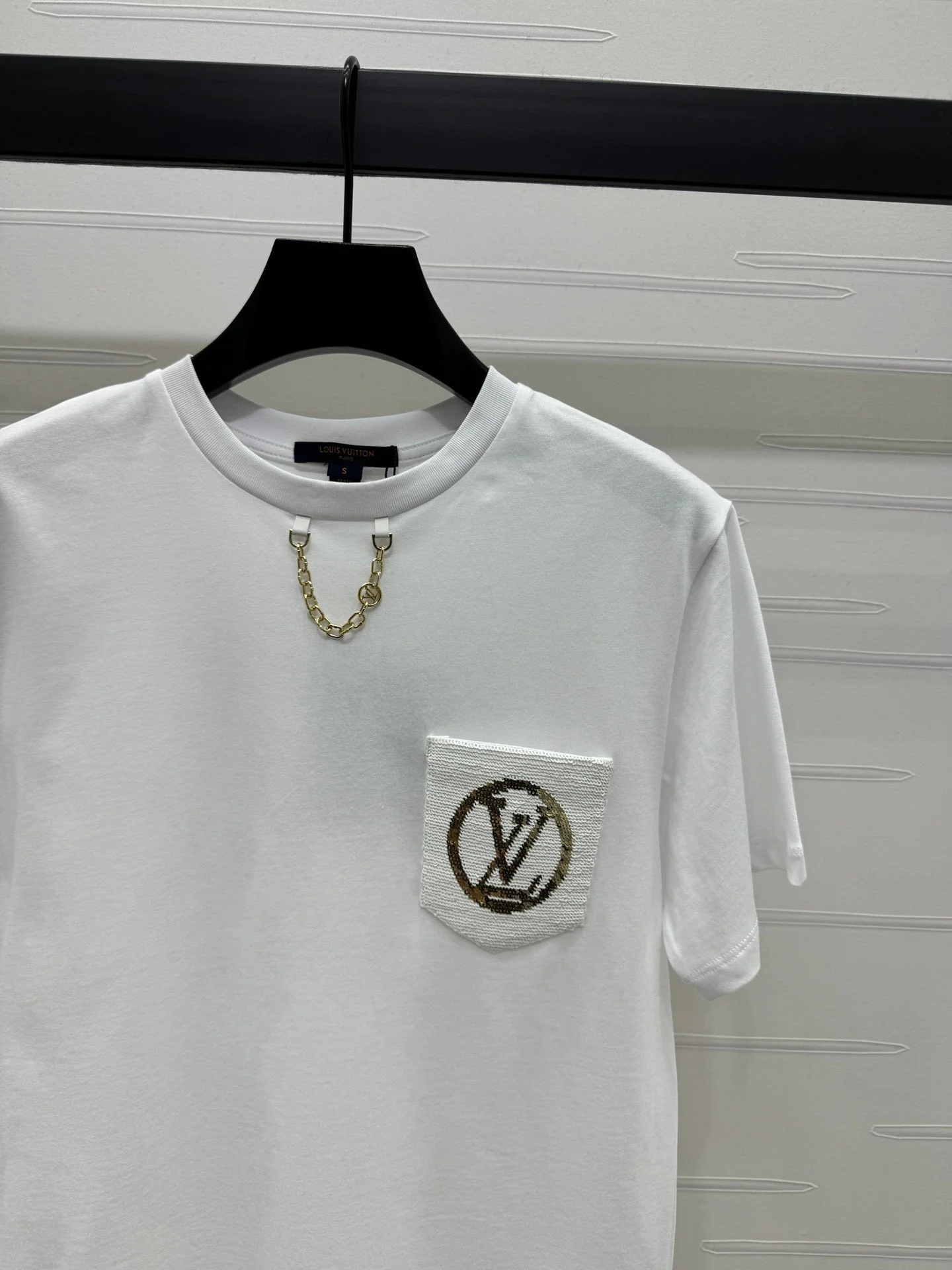 Round Neck Sequin Chain Short Sleeve T-Shirt - Ultra-Collectible