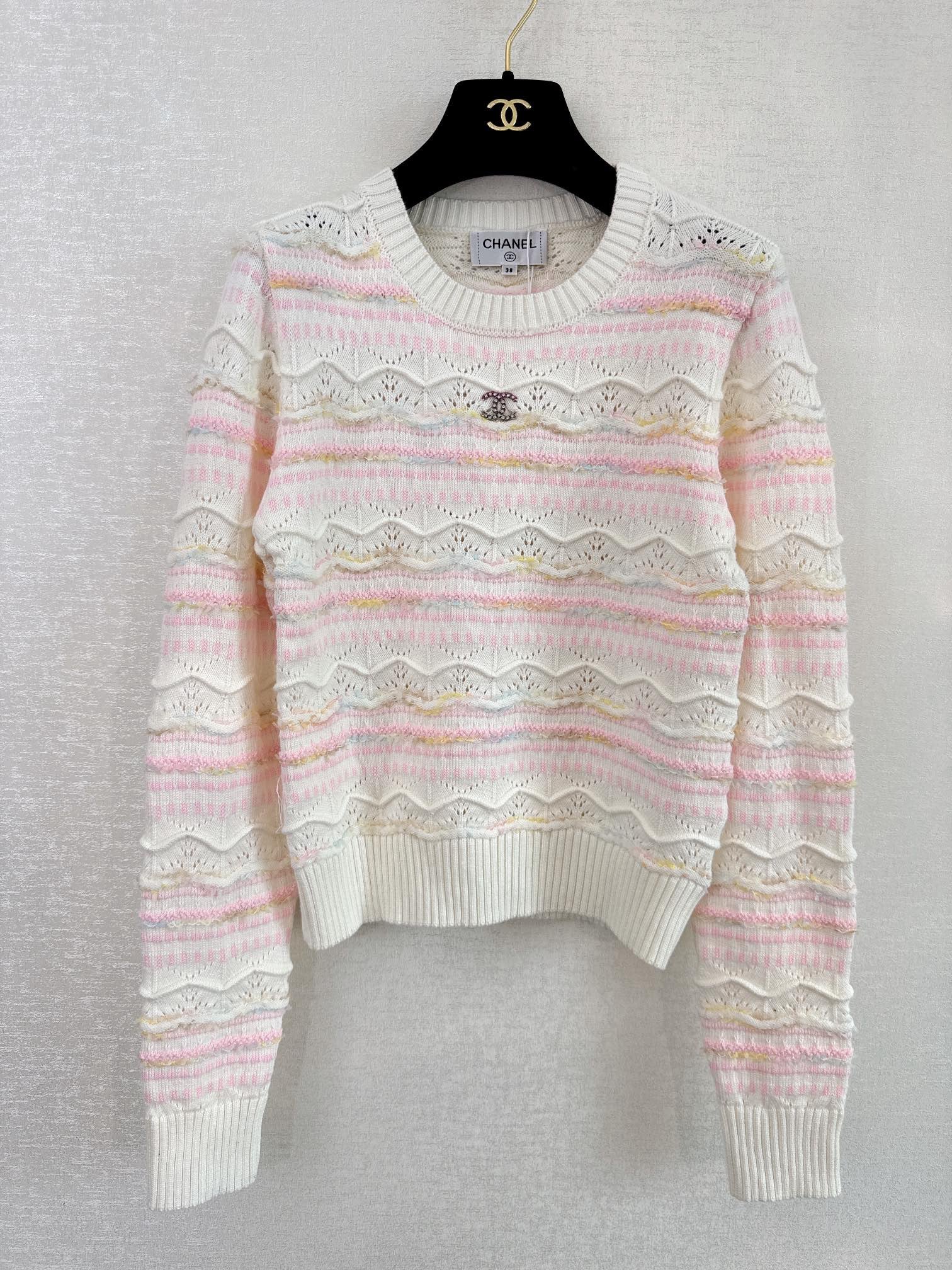 pink wavy jumper - Ultra-Collectible