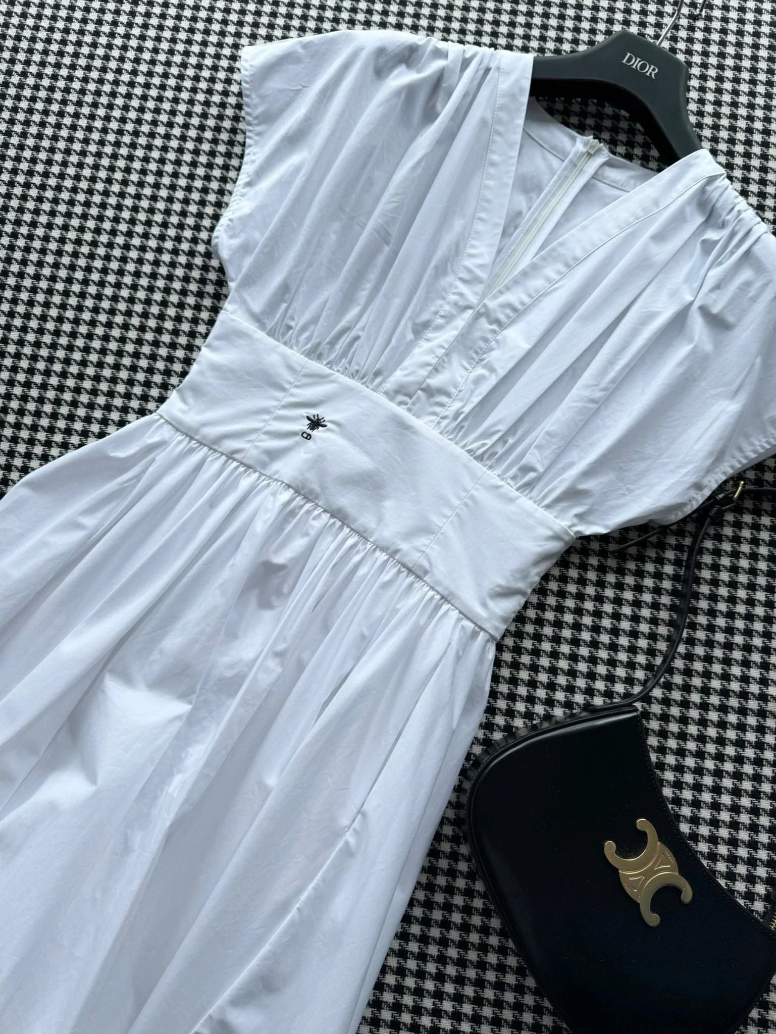 White waisted skirt dress - Ultra-Collectible