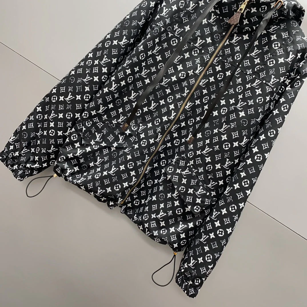 Printed sun protection hooded jacket - Ultra-Collectible