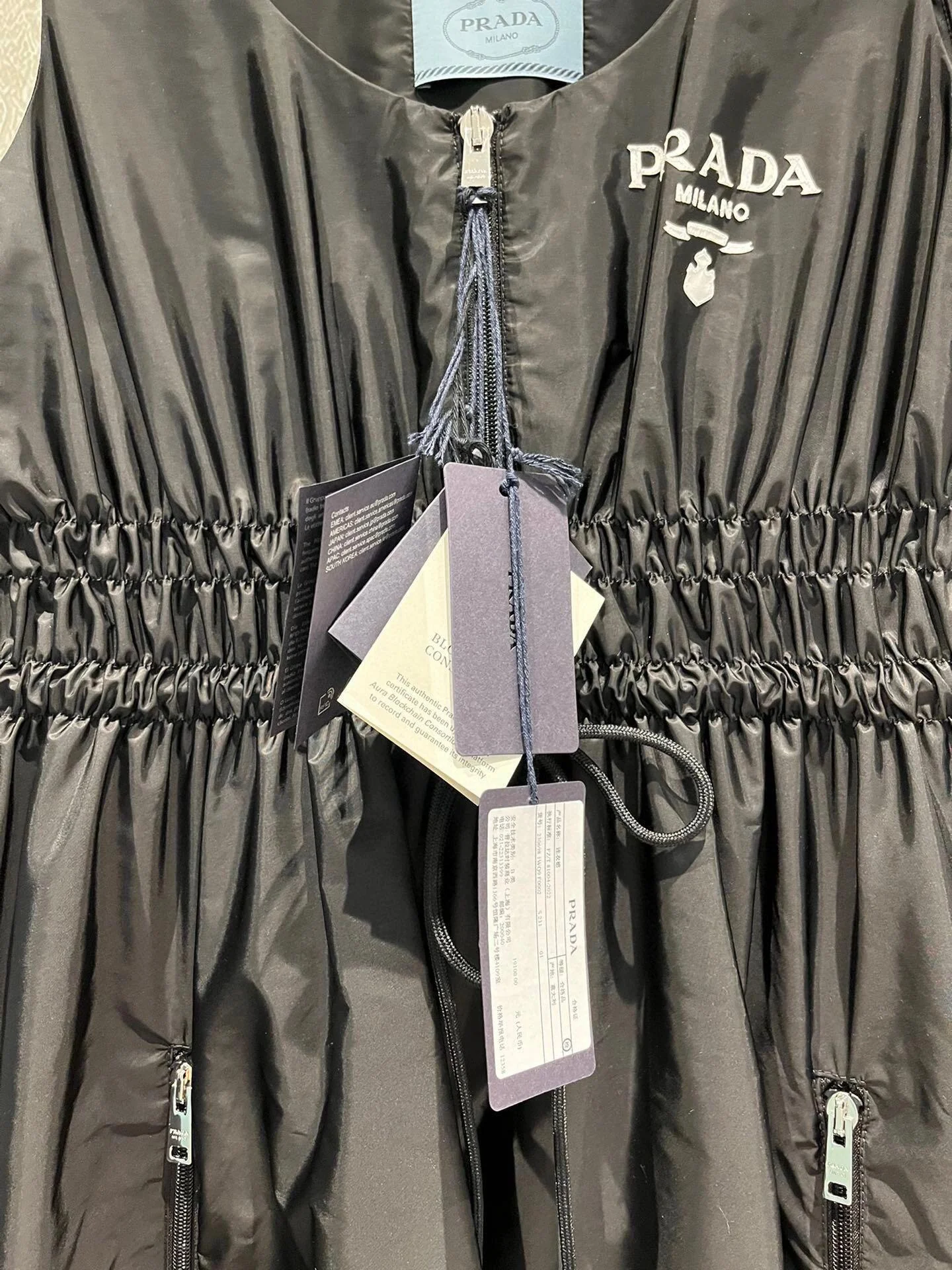 Sleeveless waist dress - Ultra-Collectible