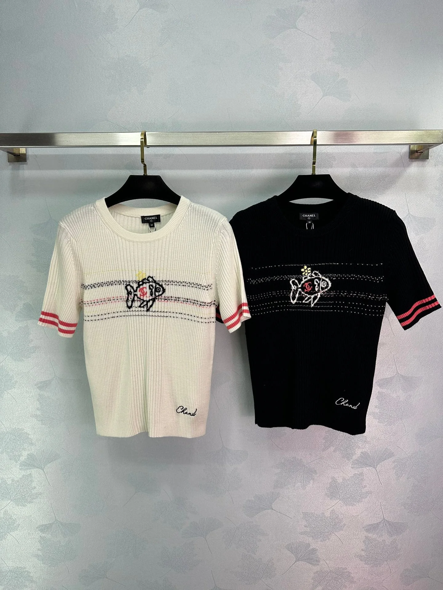 Fish jacquard pattern knitted short sleeves - Ultra-Collectible