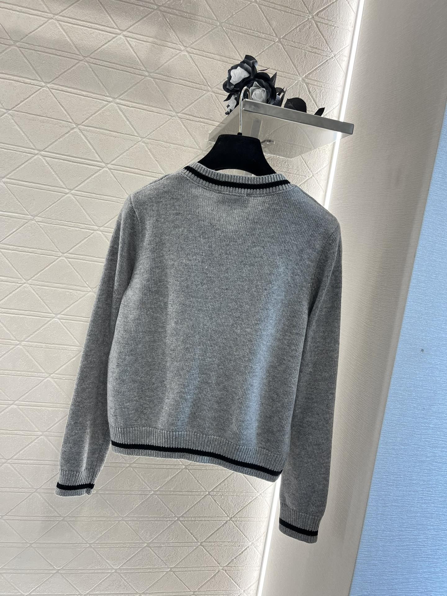 Striped knitted cardigan - Ultra-Collectible