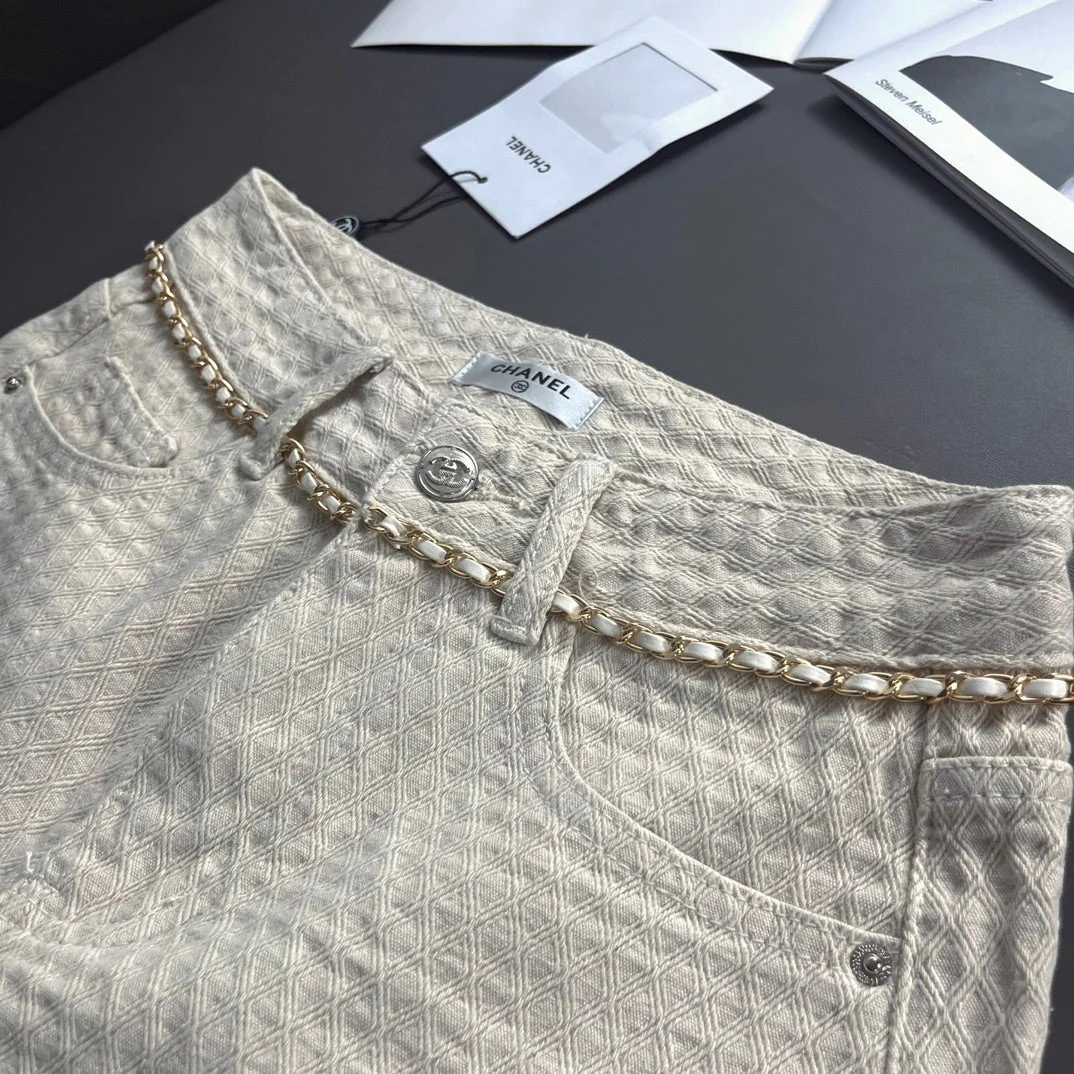 Diamond check denim shorts - Ultra-Collectible