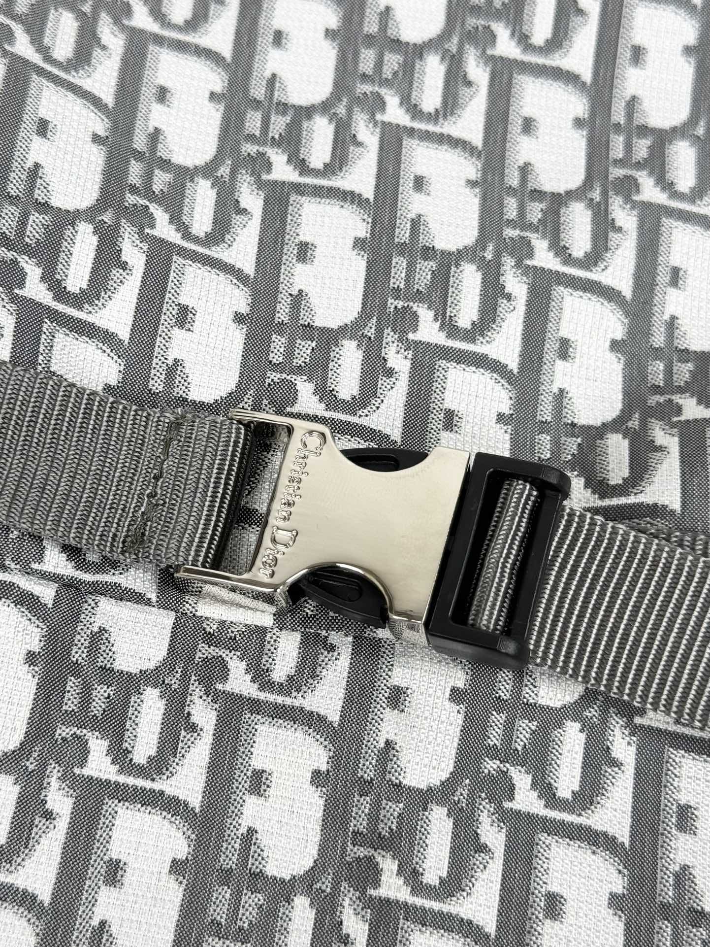 Slim fit presbyopia dress - Ultra-Collectible