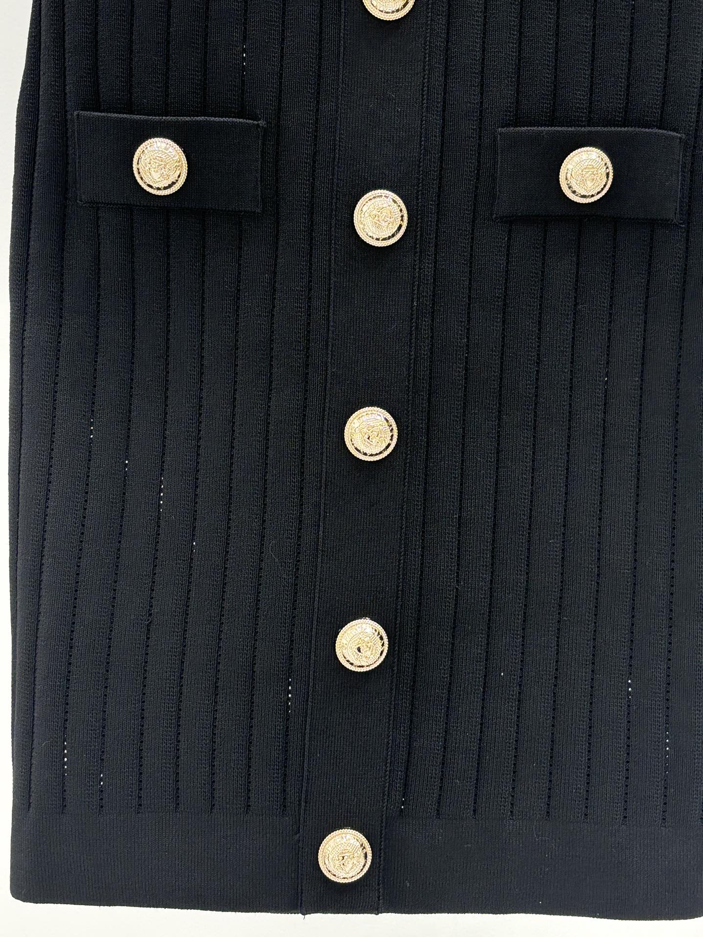 Temperament heavy buttoned slim fit knitted dress - Ultra-Collectible