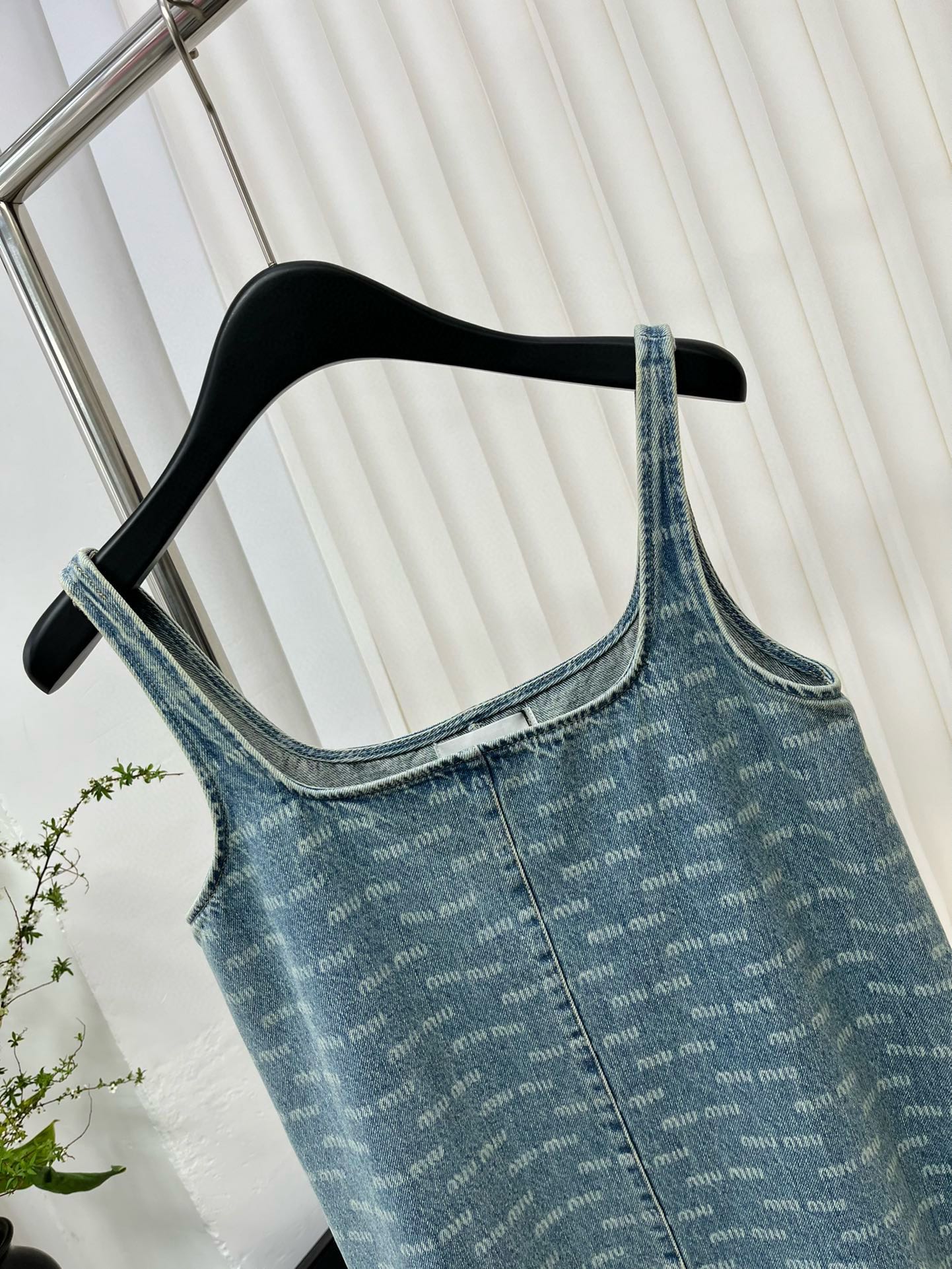 Letter print denim dress - Ultra-Collectible