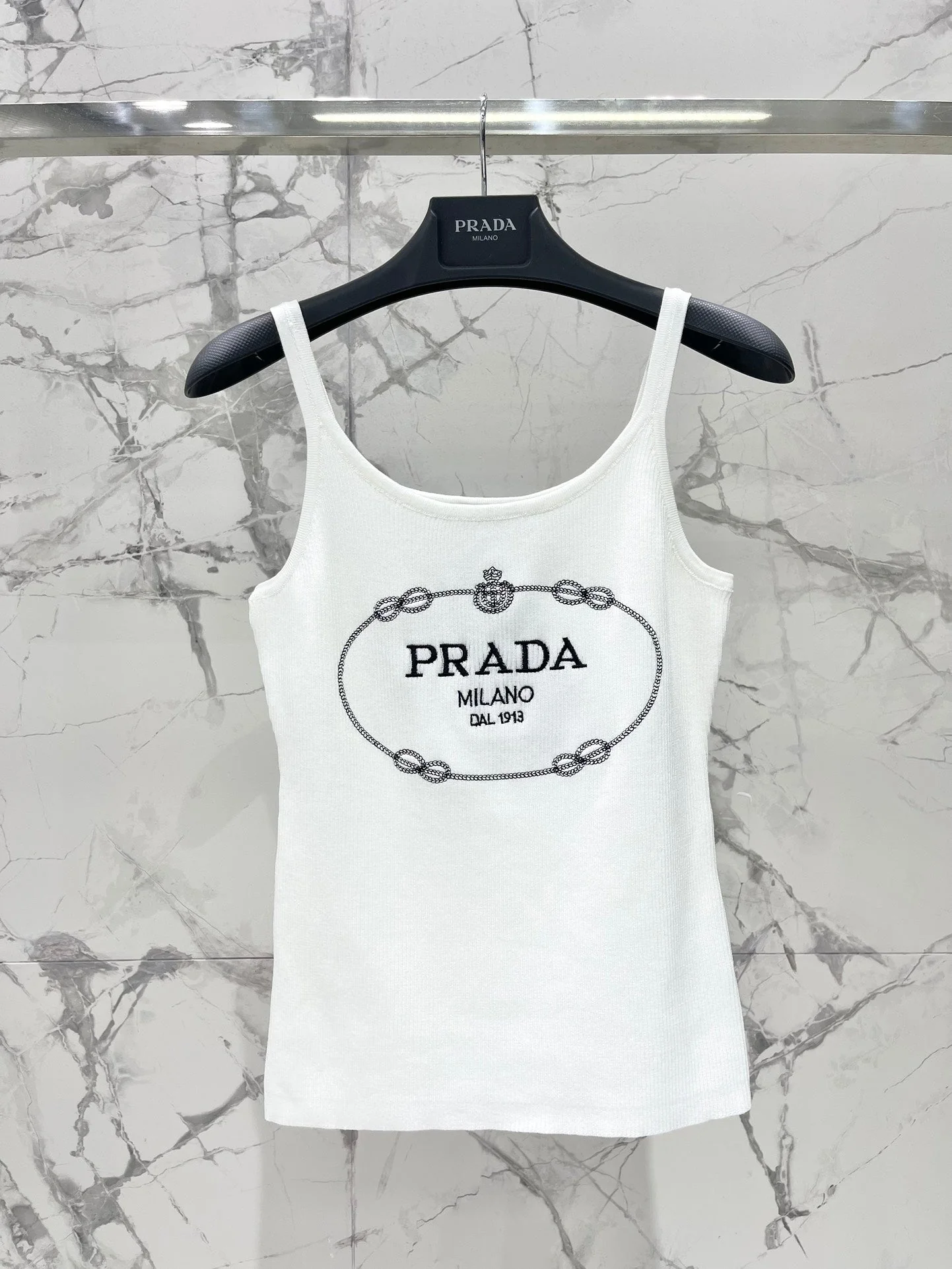 New style letter embroidered camisole - Ultra-Collectible