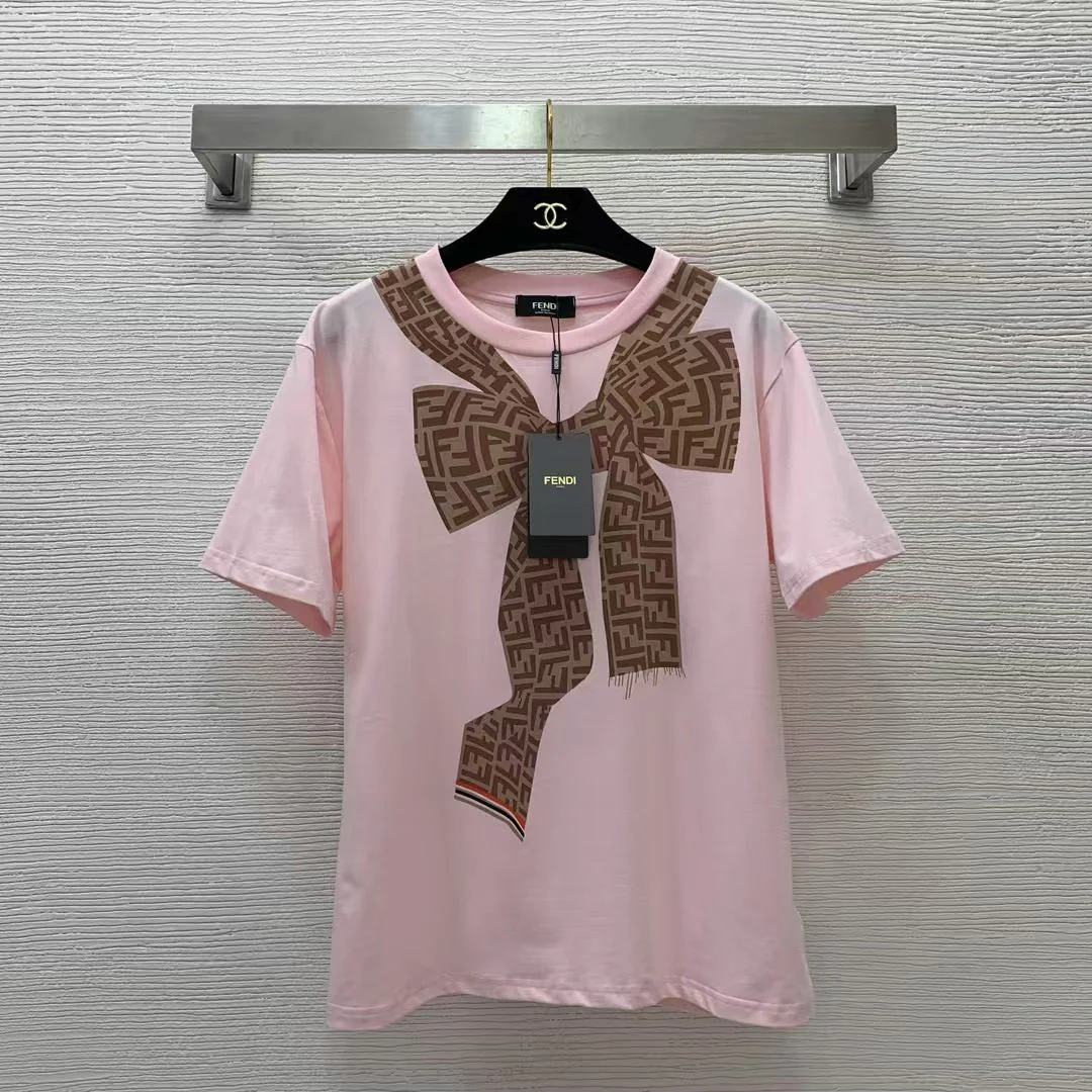 Round neck short sleeves - Ultra-Collectible