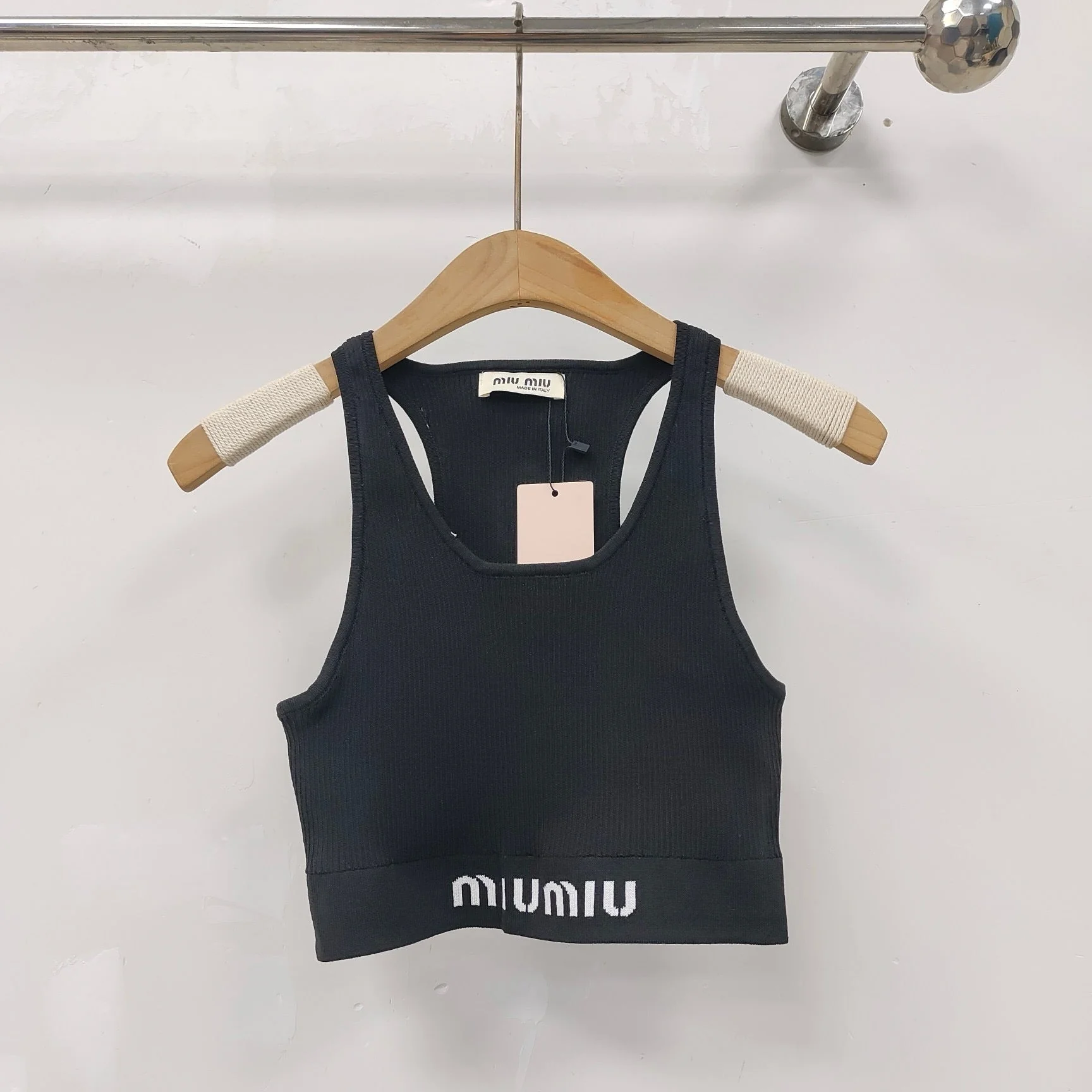 Sports knitted vest - Ultra-Collectible