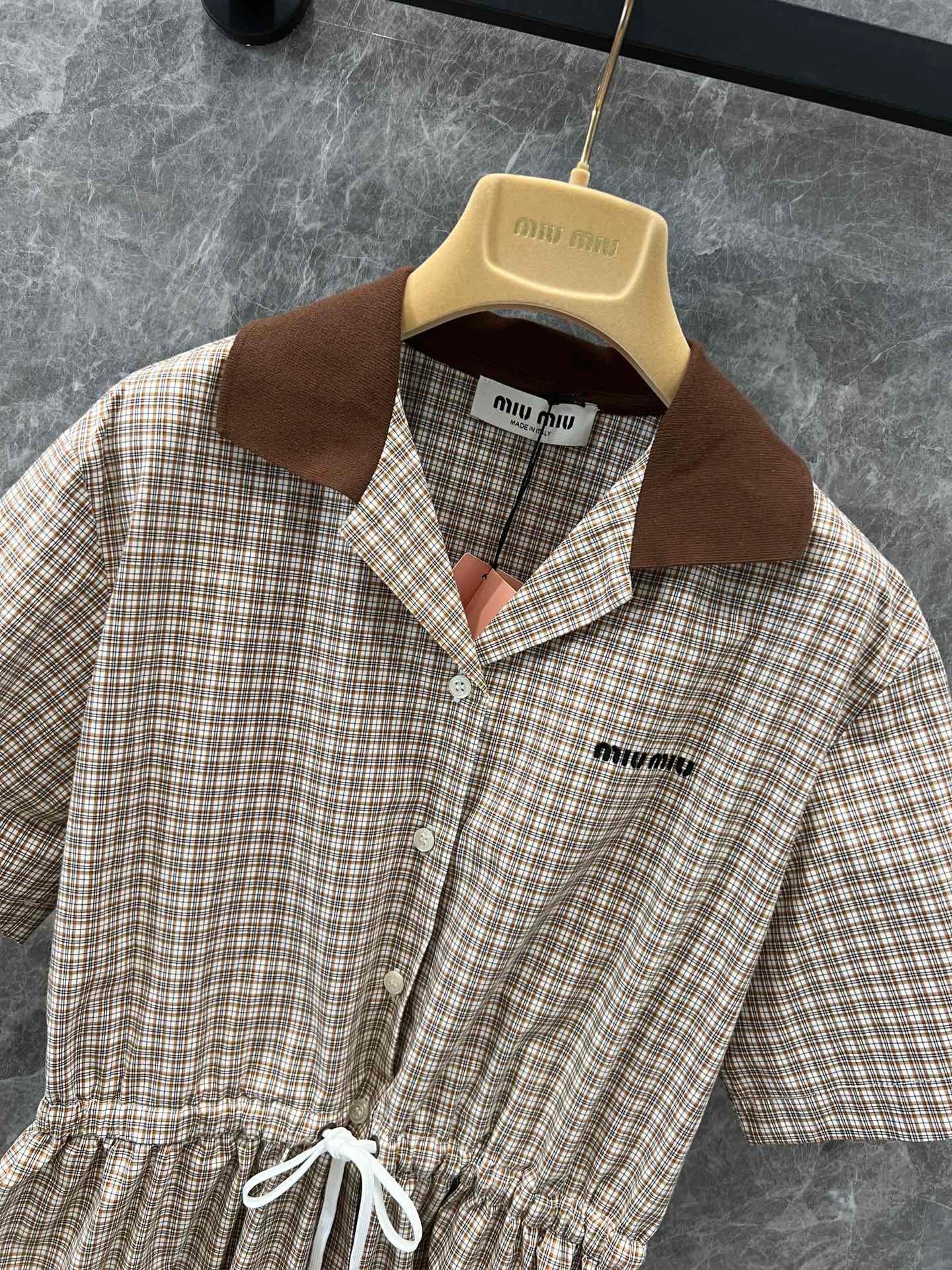 NEW Classic plaid embroidered logo contrasting lapel retro plaid shirt dress with age-reducing temperament - Ultra-Collectible