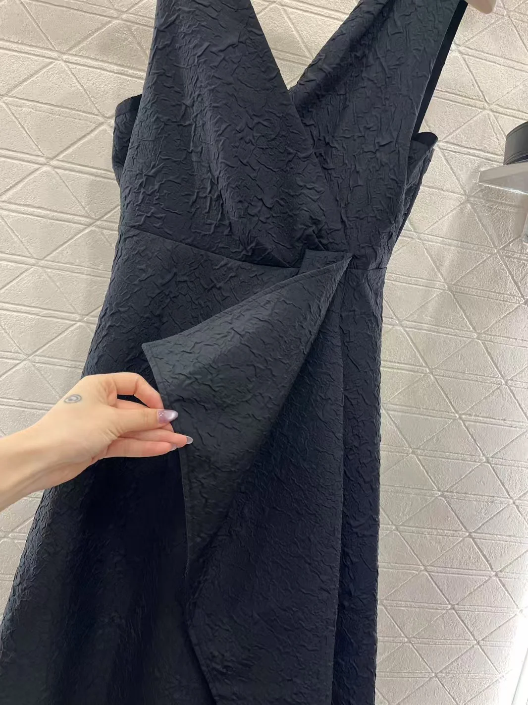 25ss Crossover Belt Dress - Ultra-Collectible