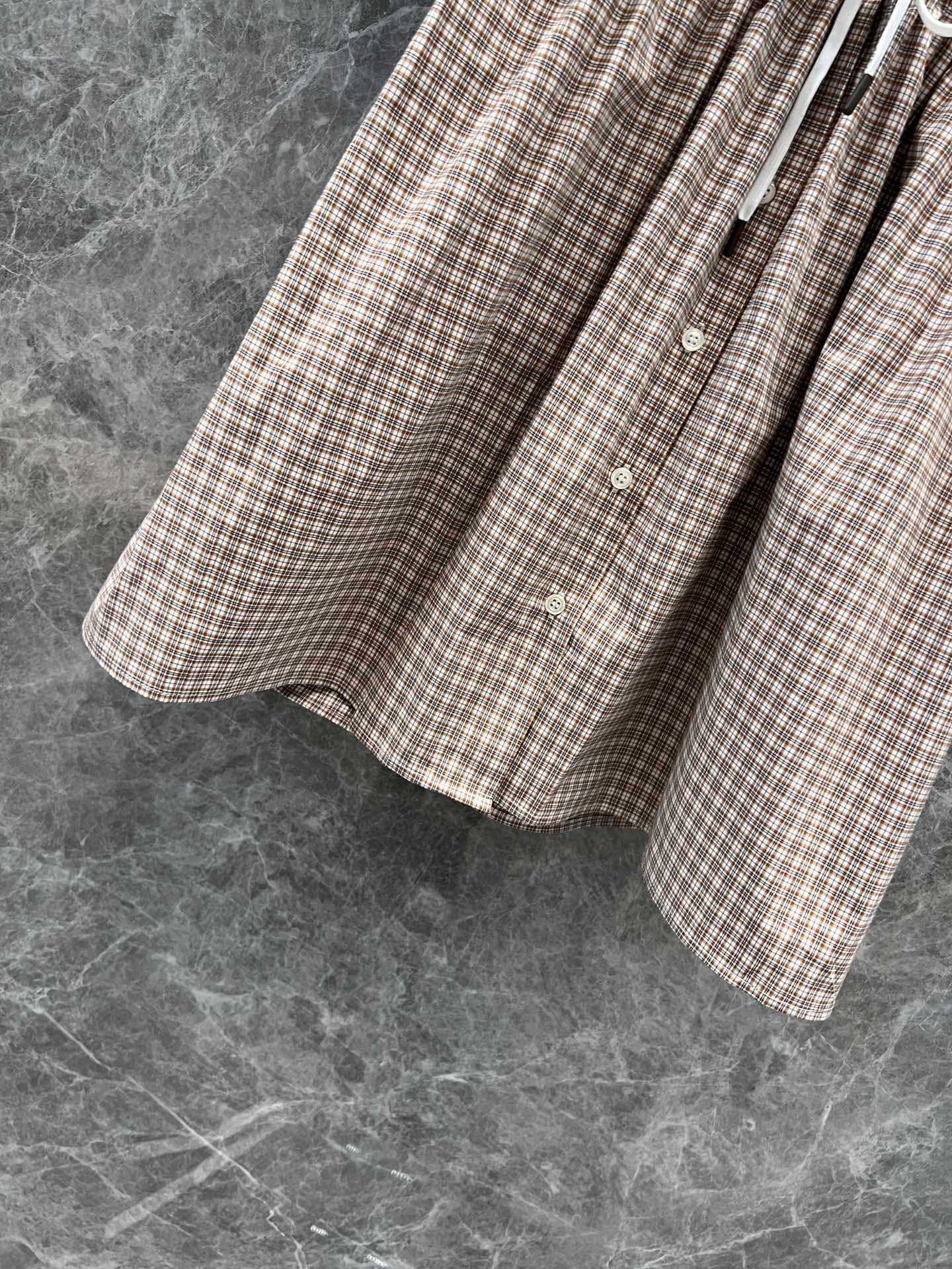 NEW Classic plaid embroidered logo contrasting lapel retro plaid shirt dress with age-reducing temperament - Ultra-Collectible