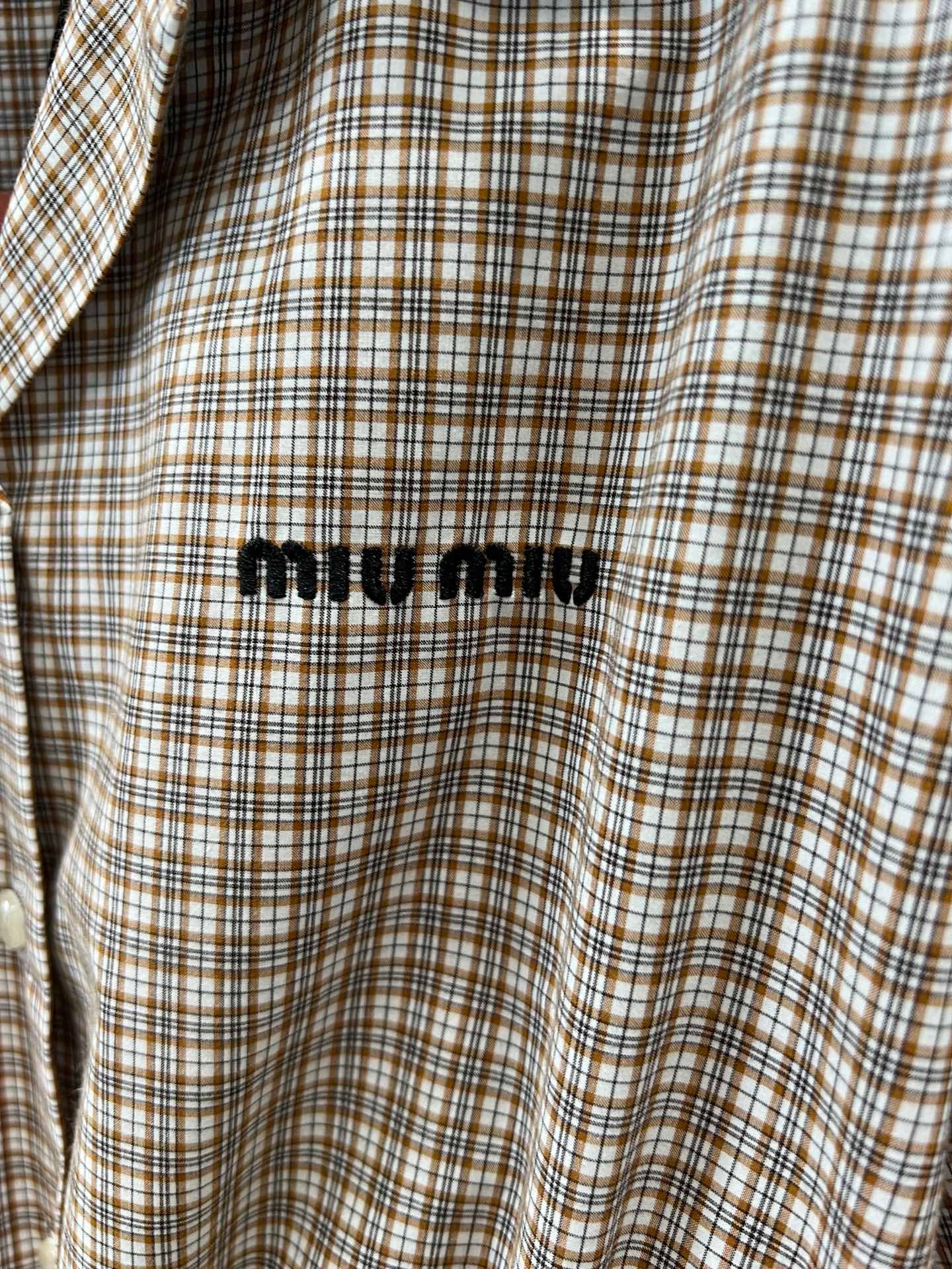 NEW Classic plaid embroidered logo contrasting lapel retro plaid shirt dress with age-reducing temperament - Ultra-Collectible