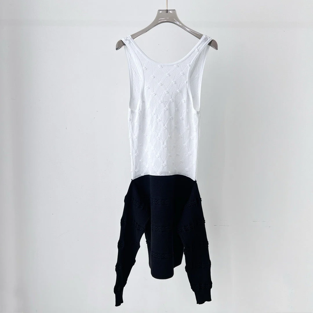 Contrast color vest dress - Ultra-Collectible