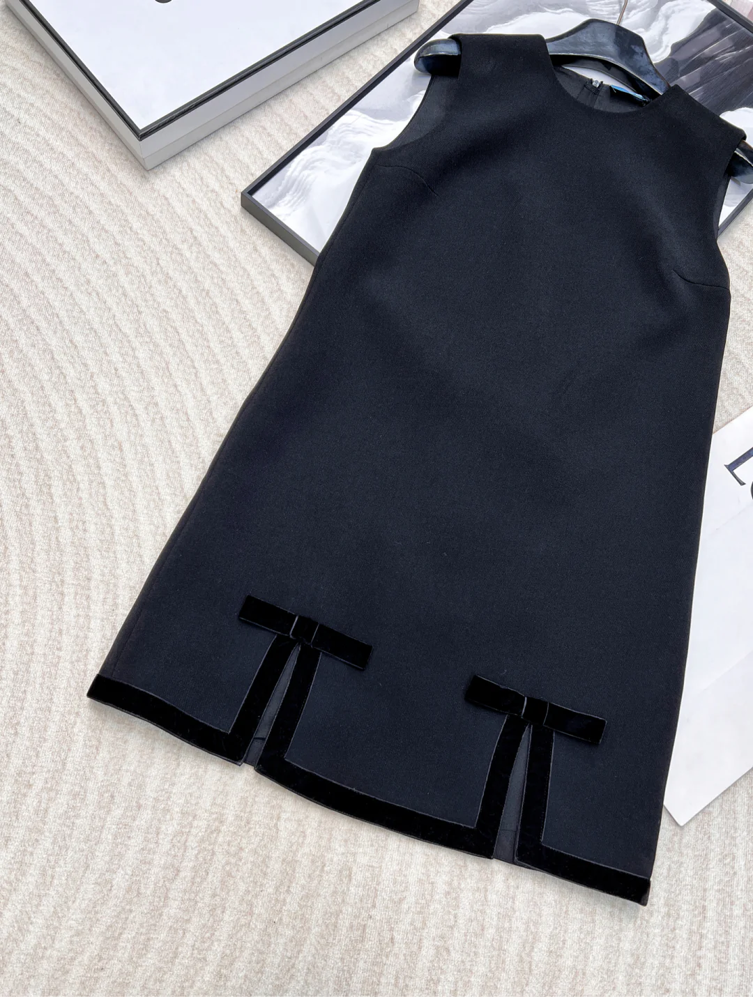 25SS early spring new round neck sleeveless velvet bow dress - Ultra-Collectible