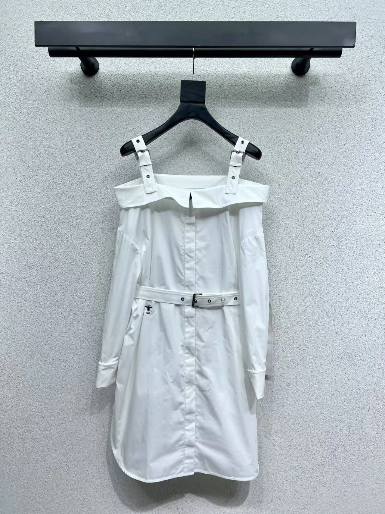 25ss One-shoulder Bee Shirt Style Dress - Ultra-Collectible