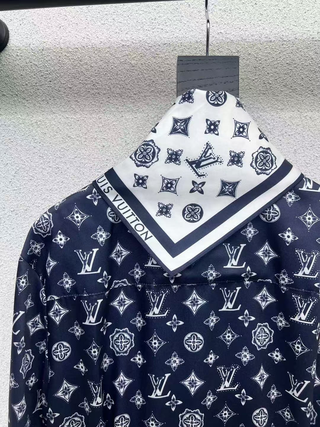 25SS early spring new classic presbyopic letter print stand collar drawstring dress - Ultra-Collectible