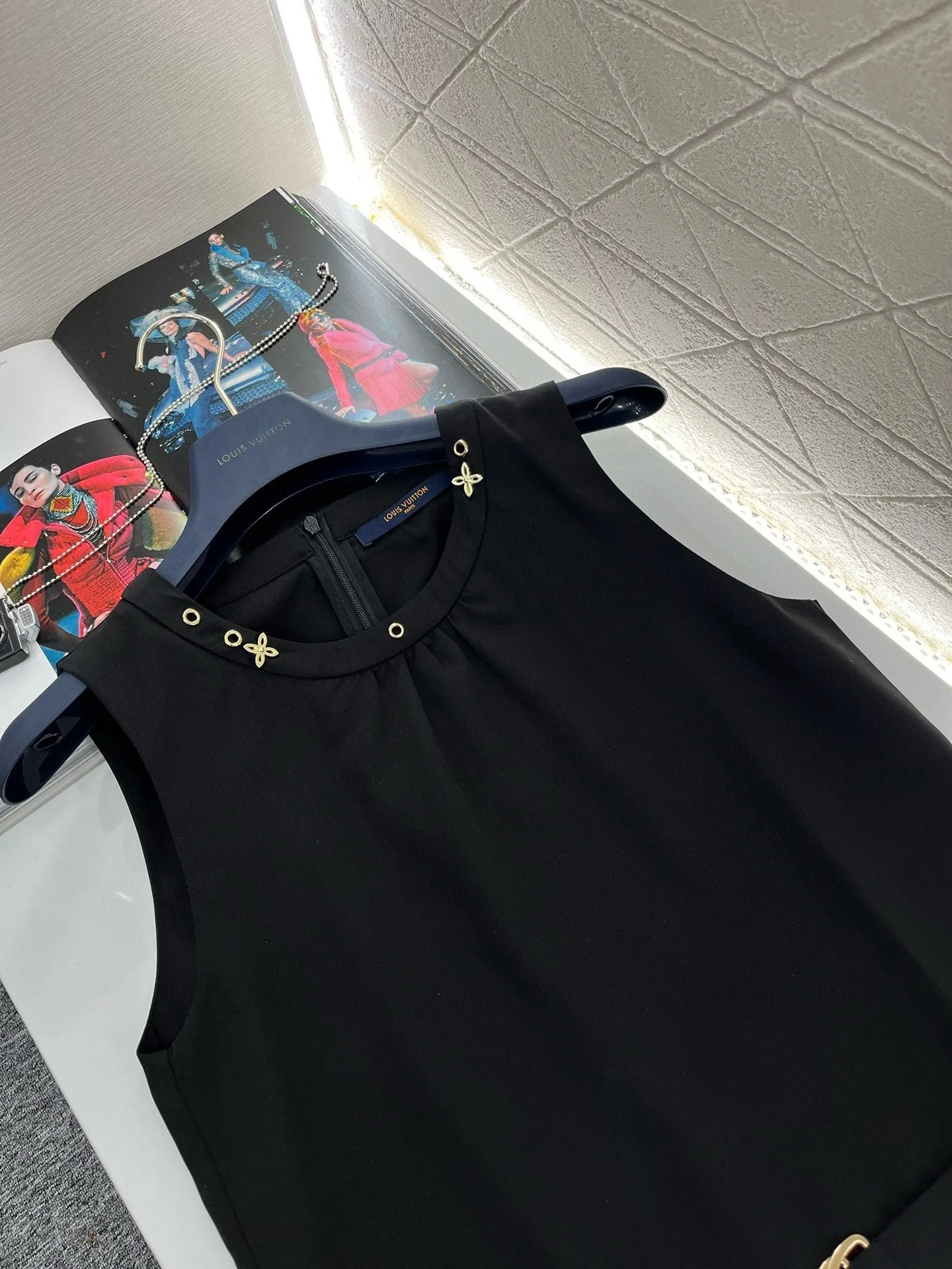 Belt pleated dress - Ultra-Collectible