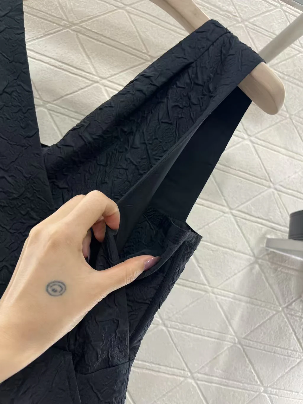 25ss Crossover Belt Dress - Ultra-Collectible