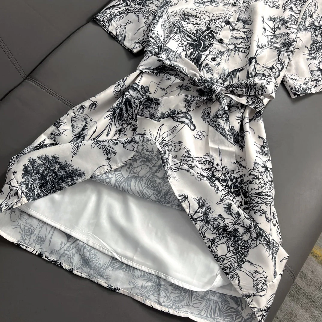 Printed pattern short sleeve dress - Ultra-Collectible