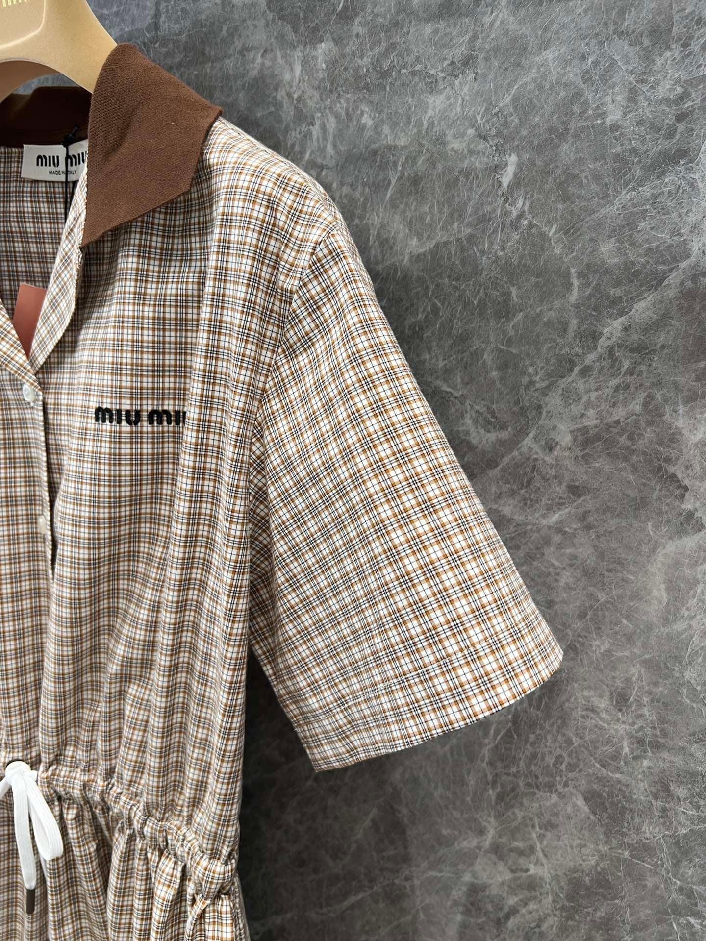 NEW Classic plaid embroidered logo contrasting lapel retro plaid shirt dress with age-reducing temperament - Ultra-Collectible