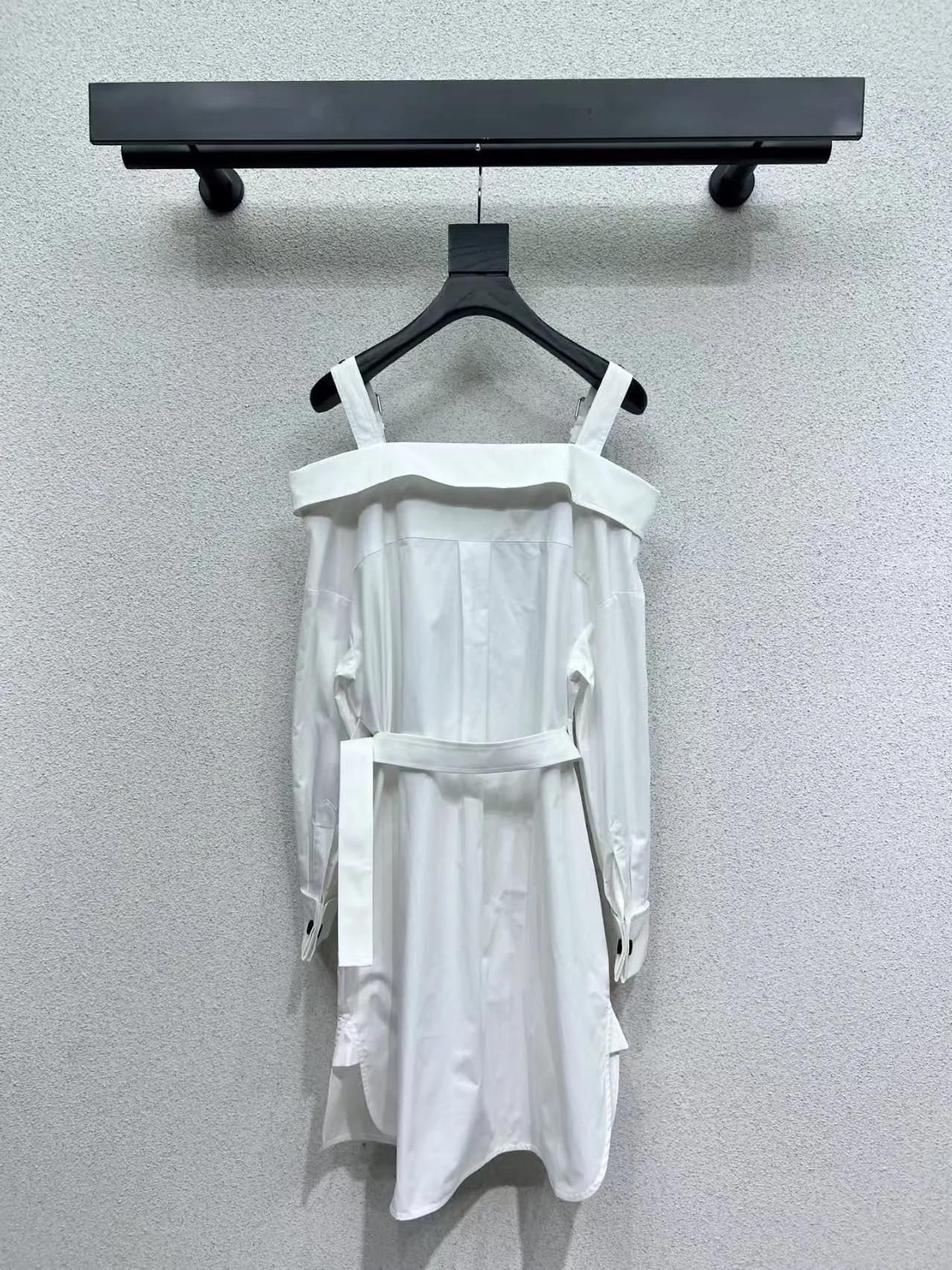 25ss One-shoulder Bee Shirt Style Dress - Ultra-Collectible