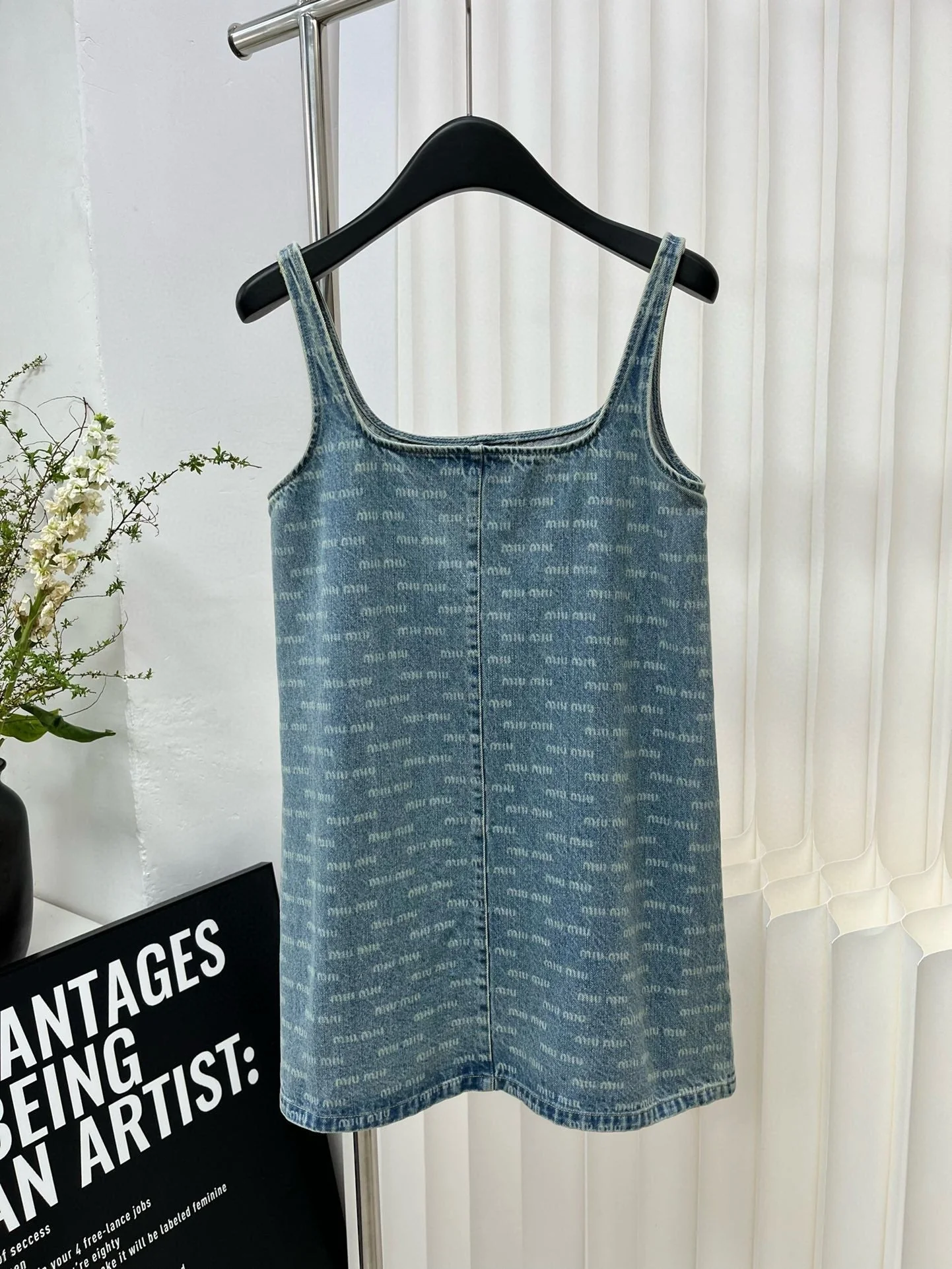 Letter print denim dress - Ultra-Collectible