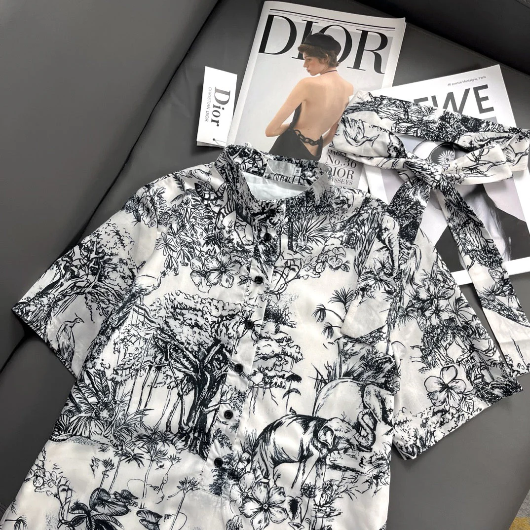 Printed pattern short sleeve dress - Ultra-Collectible