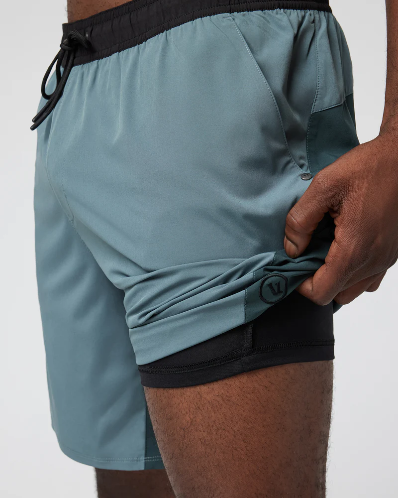 Chromatic Kore Short