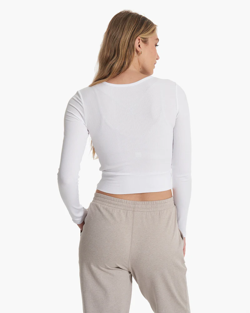 Long Sleeve Cove Twist Tee