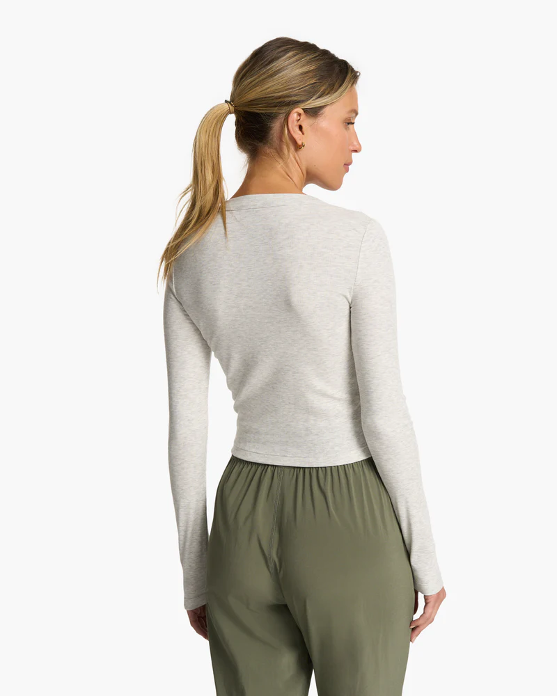 Long Sleeve Pose Scoop Tee