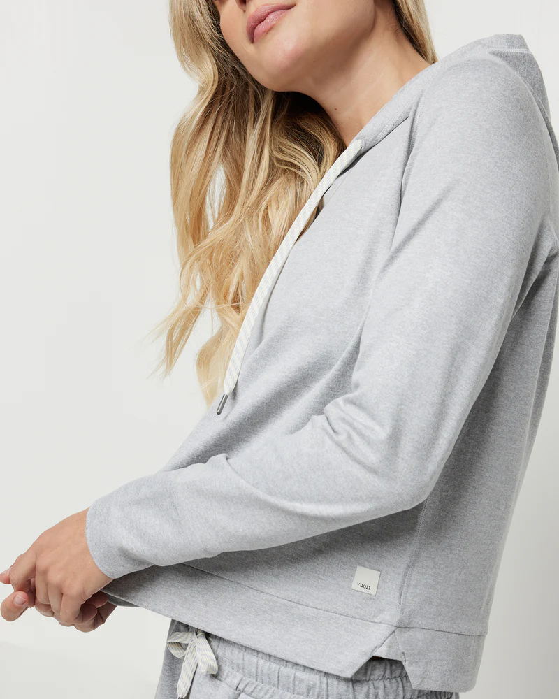 Halo Essential Hoodie