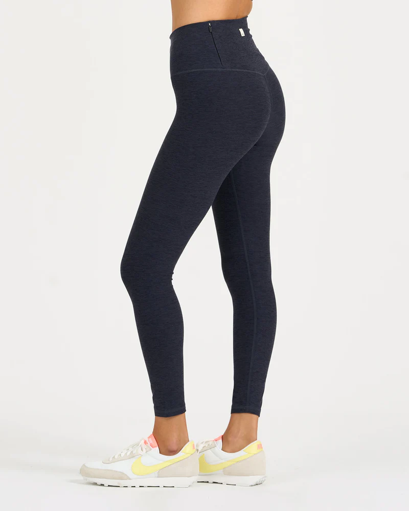 Clean Elevation Legging