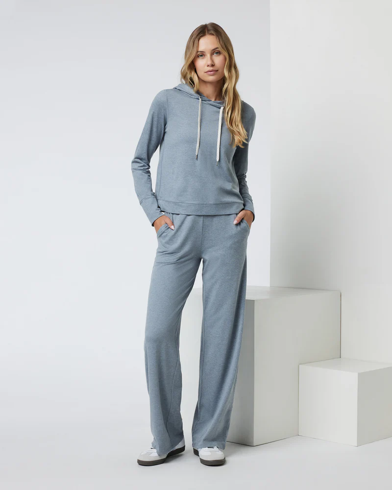 Halo Essential Hoodie