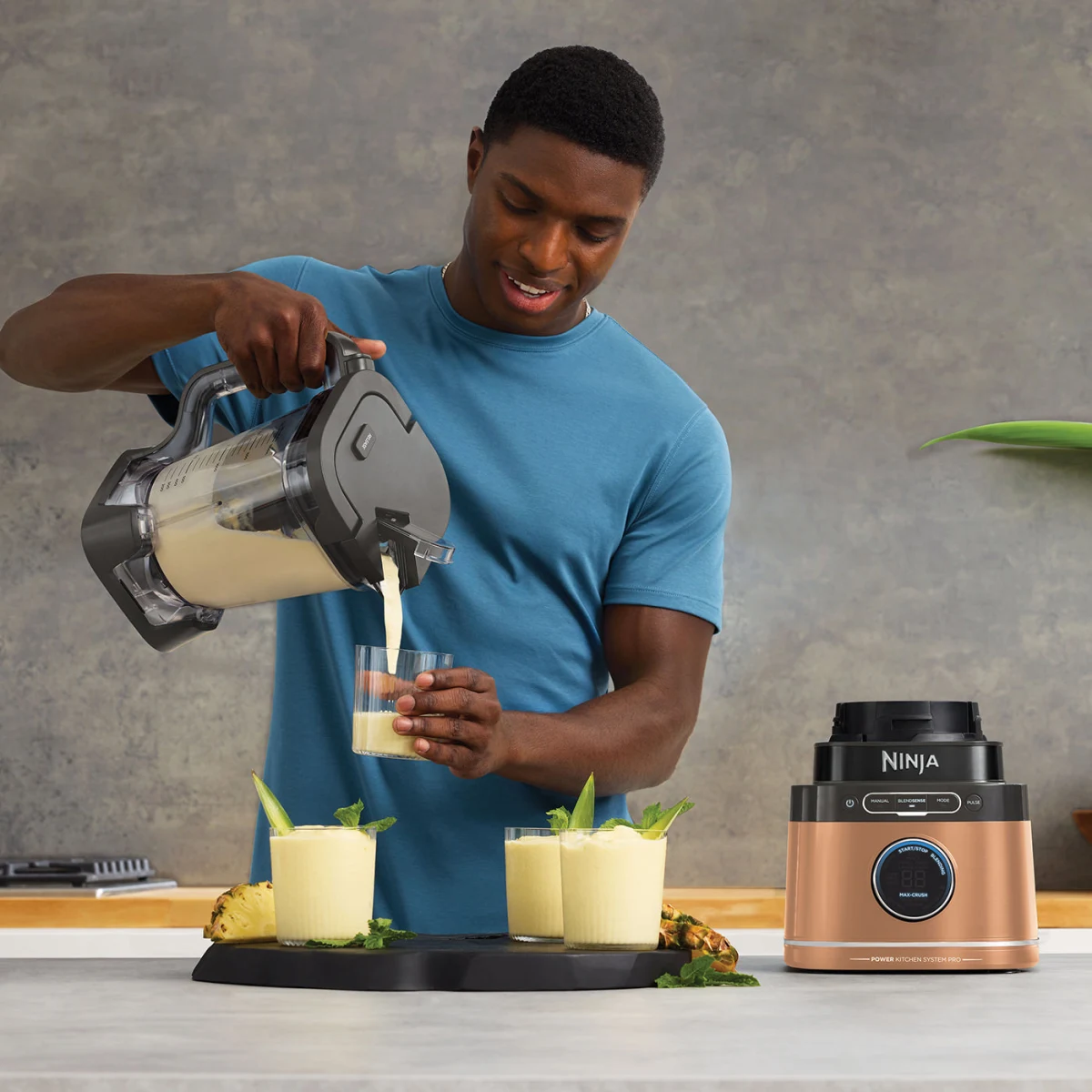 Ninja Deluxe Black & Copper Detect Power Blender & Processor Pro TB401UKDBCP