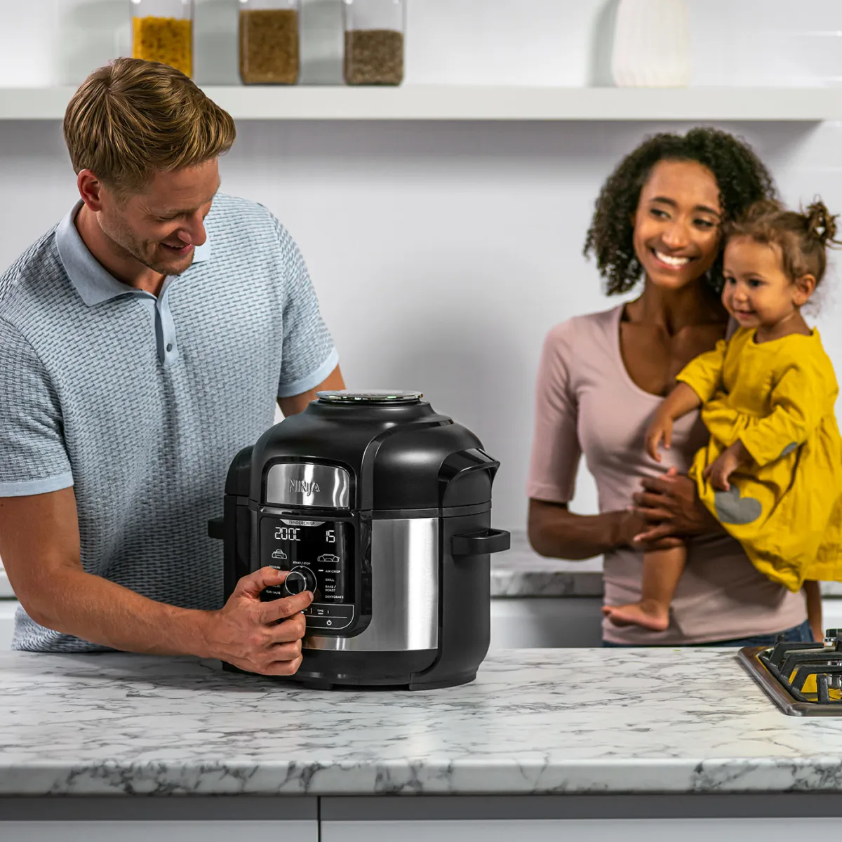 Ninja Foodi MAX 9-in-1 7.5L Multi-Cooker OP500UK & Accessories Bundle