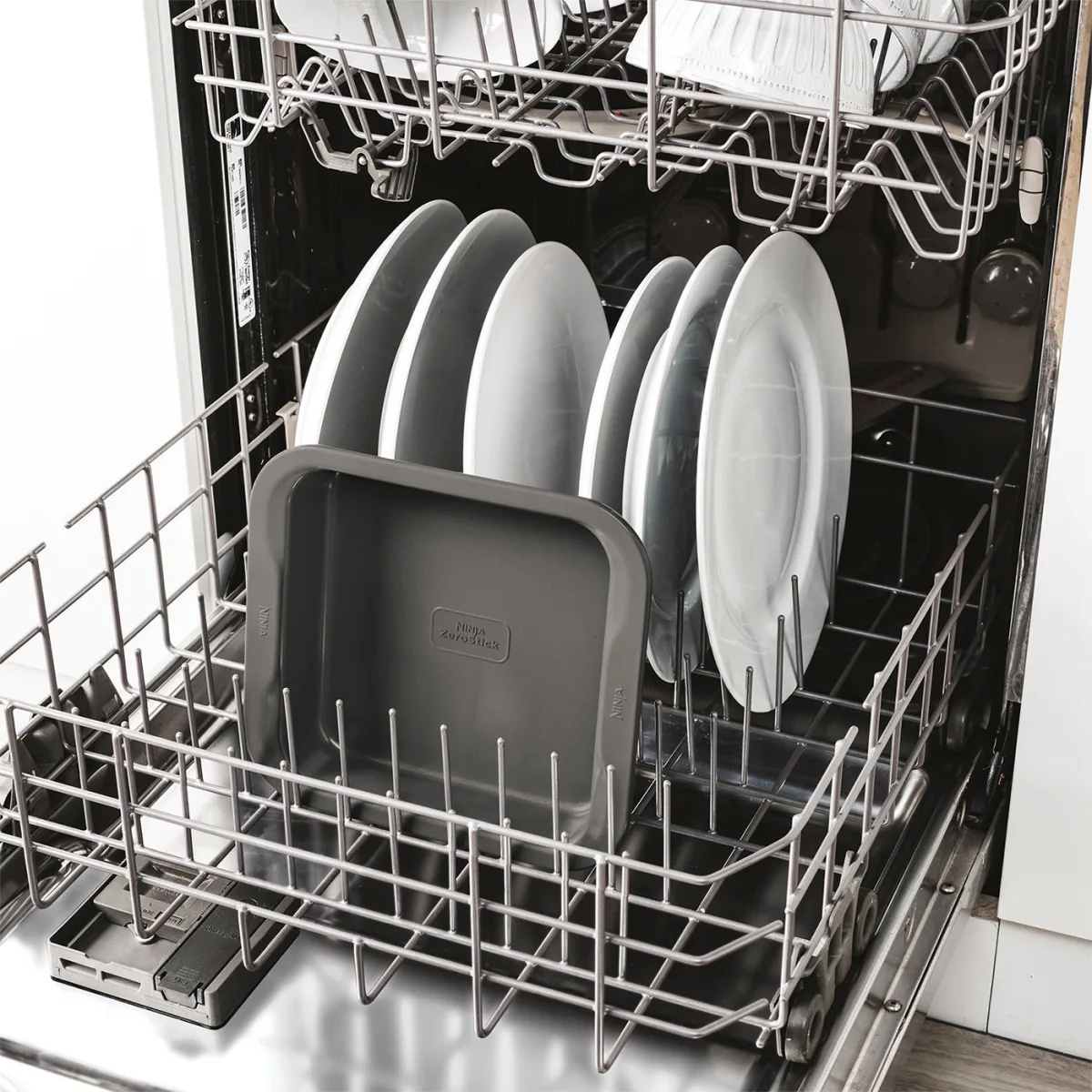 Ninja Foodi ZEROSTICK 8”/22cm Square Cake Tin