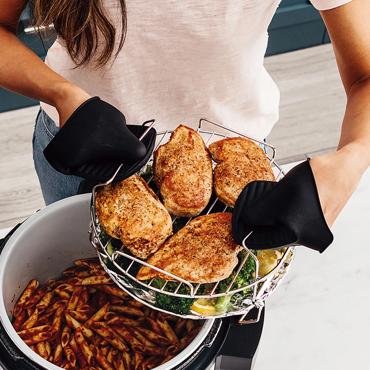 Ninja Foodi MAX 15-in-1 SmartLid 7.5L Multi-Cooker OL750UK & Accessories Exclusive Bundle