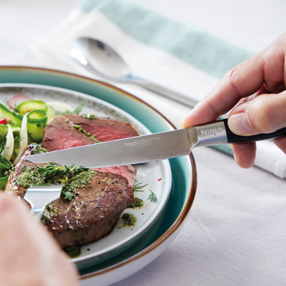 Ninja Foodi Health Grill and Steak Knives Bundle - AG551STEAK