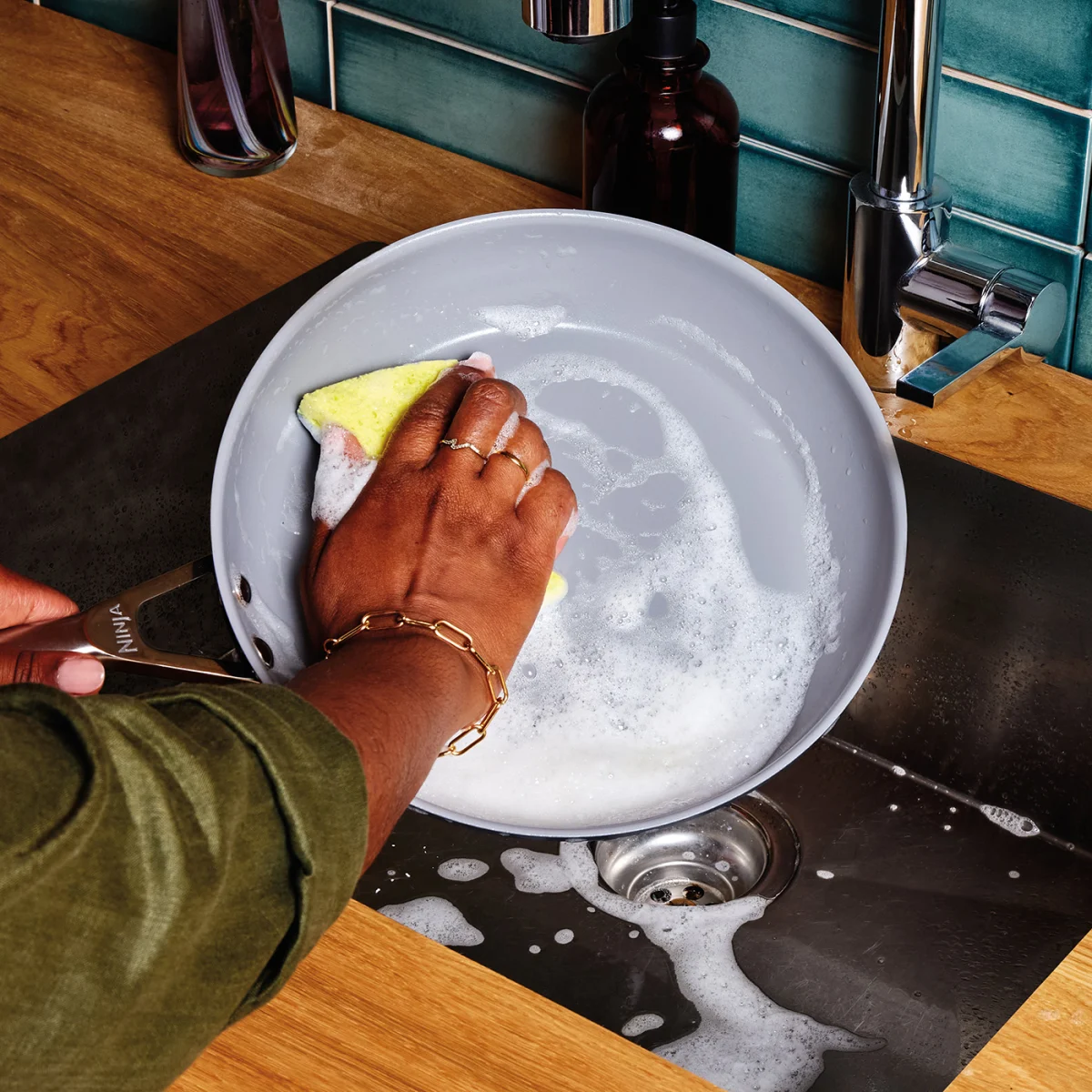 Ninja Ceramic Pro Black Cookware Bundle - 7 piece set