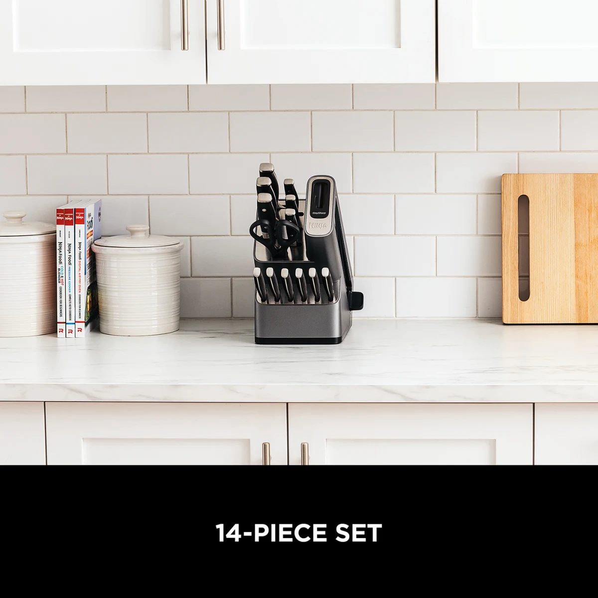 Refurbished Ninja Foodi StaySharp Knife Block with Integrated Sharpener – Deluxe 14-Piece Set K32014EUUKREF