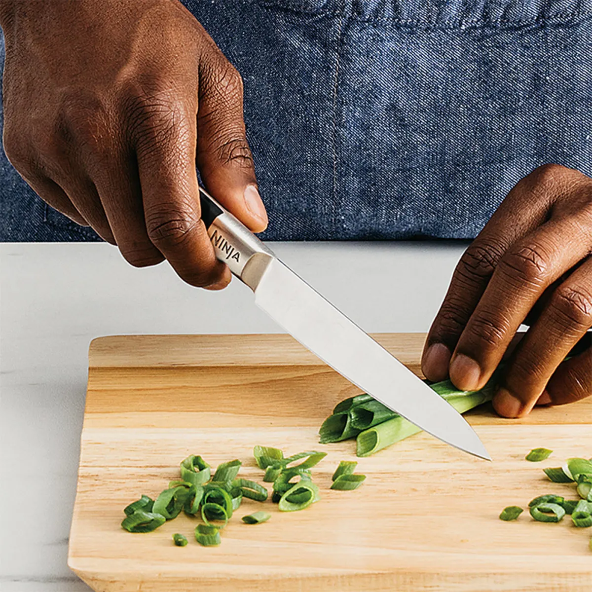 Ninja Foodi StaySharp Knife Block with Integrated Sharpener – 5-Piece Set [K32005UK]