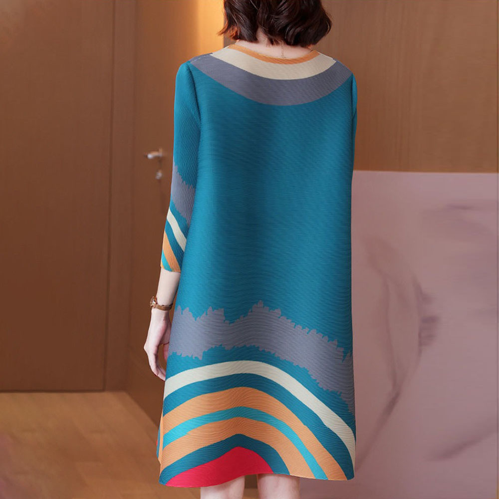 Macymars™ Loose Versatile Retro Three-quarter Sleeve V-Neck Patch Large Size Mid-Length Dress