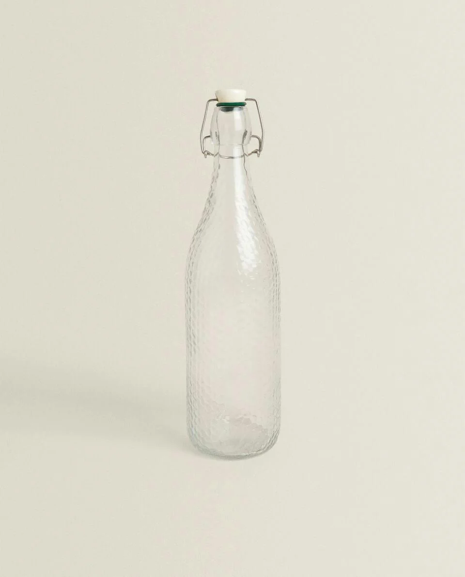 BOTTLE WITH CERAMIC STOPPER